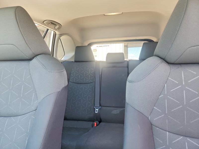 Photo 10 from auction – 2024 TOYOTA RAV4 with VIN 2T3W1RFV2RC268864
