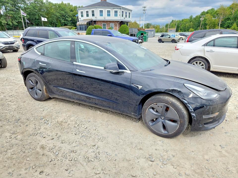 Photo 4 from auction – 2019 TESLA MODEL 3 with VIN 5YJ3E1EA5KF421089