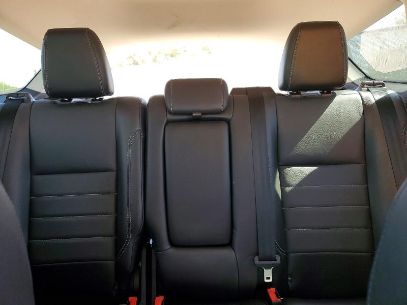 Photo 10 from auction – 2016 FORD ESCAPE with VIN 1FMCU0GXXGUB60843