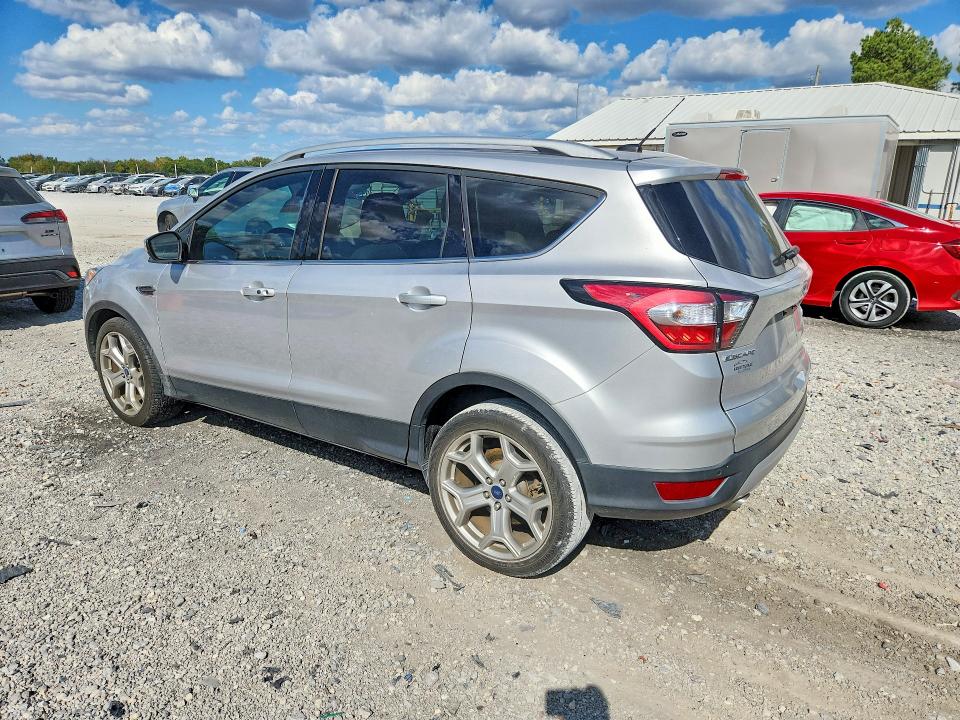 Photo 2 from auction – 2017 FORD ESCAPE with VIN 1FMCU0JD3HUD48961