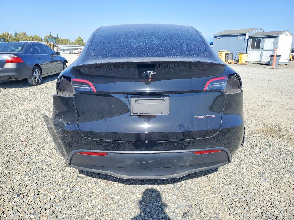 Zdjęcie 6 z aukcji – 2022 TESLA MODEL Y z VIN 7SAYGDEF2NF414203