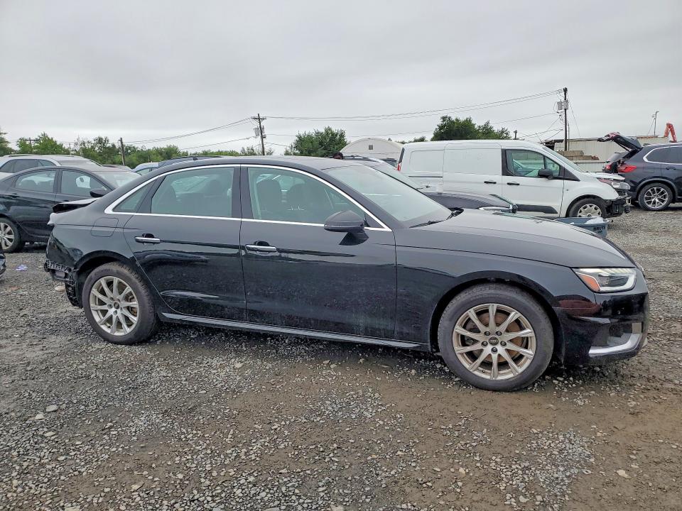 Foto 4 de la subasta – 2023 AUDI A4 con VIN WAUABAF48PN012499