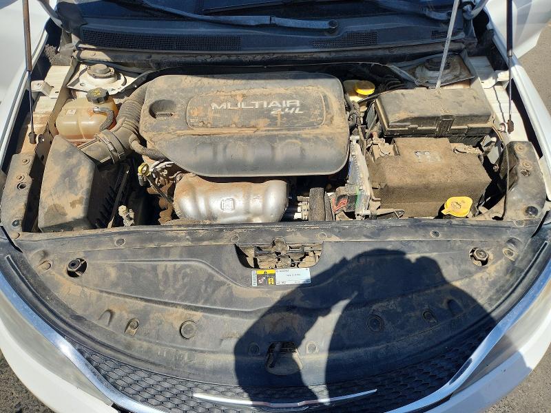 Photo 11 from auction – 2015 CHRYSLER 200 with VIN 1C3CCCAB5FN587625