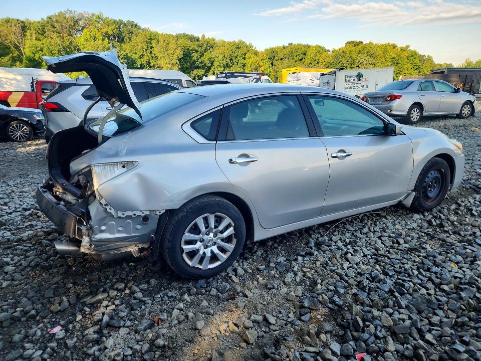 Photo 3 from auction – 2013 NISSAN ALTIMA with VIN 1N4AL3AP3DC280418