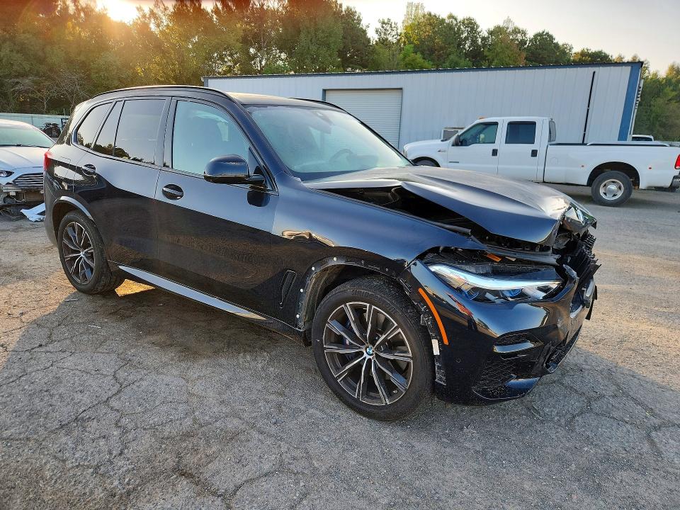 Photo 4 from auction – 2023 BMW X5 with VIN 5UXCR6C00P9S04240