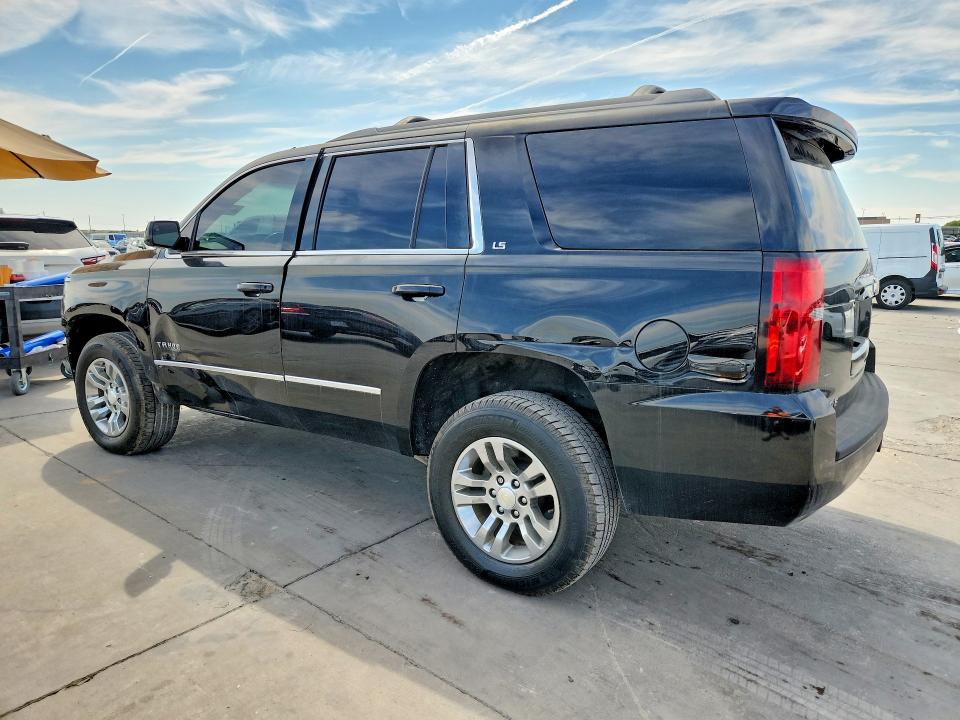 Photo 2 from auction – 2016 CHEVROLET TAHOE with VIN 1GNSCAKC1GR290422