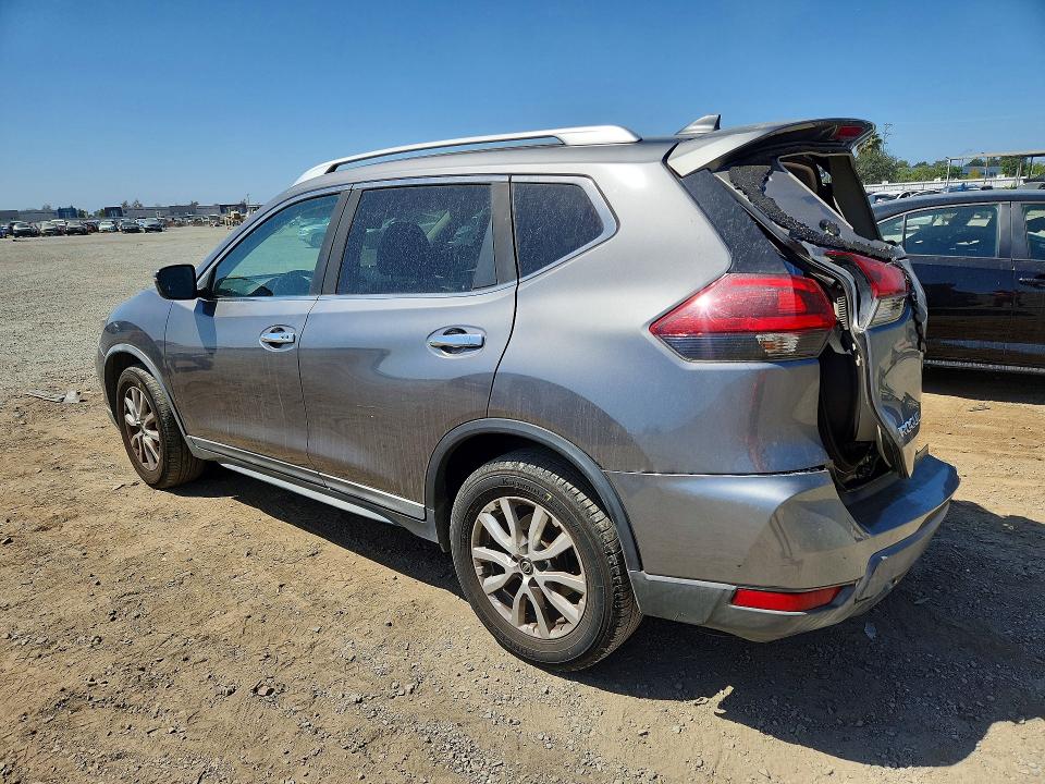 Photo 2 from auction – 2018 NISSAN ROGUE with VIN KNMAT2MT4JP580082
