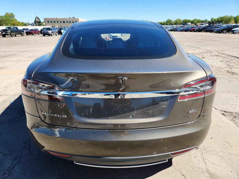 Photo 6 from auction – 2015 TESLA MODEL S with VIN 5YJSA1E24FF110503
