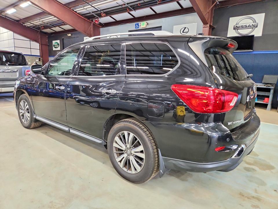 Photo 2 from auction – 2019 NISSAN PATHFINDER with VIN 5N1DR2MM0KC587961
