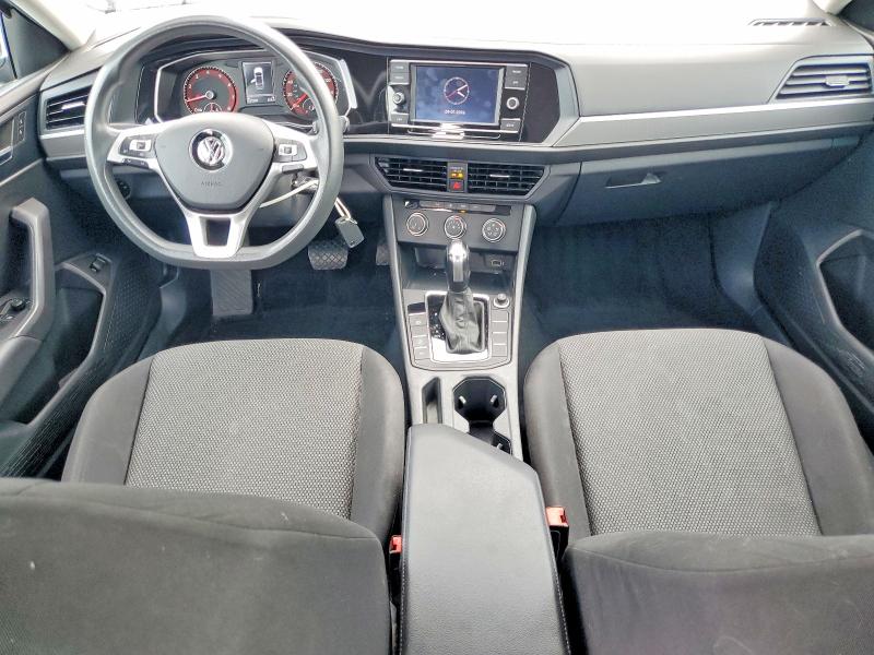 Photo 8 from auction – 2019 VOLKSWAGEN JETTA with VIN 3VWC57BUXKM087023
