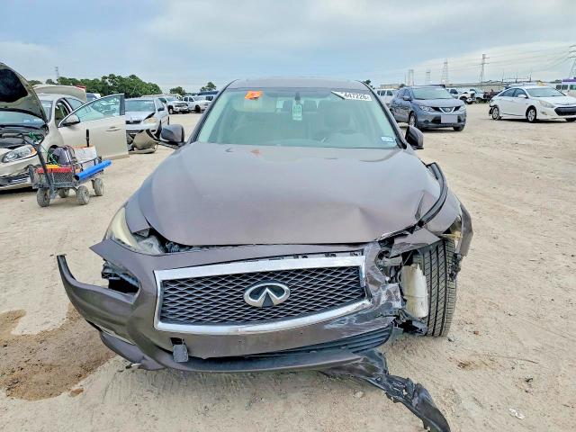Photo 5 from auction – 2015 INFINITI Q50 with VIN JN1BV7AR9FM412809