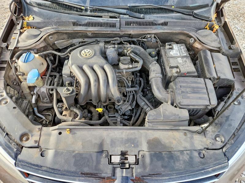 Photo 11 from auction – 2015 VOLKSWAGEN JETTA with VIN 3VW2K7AJ9FM250519