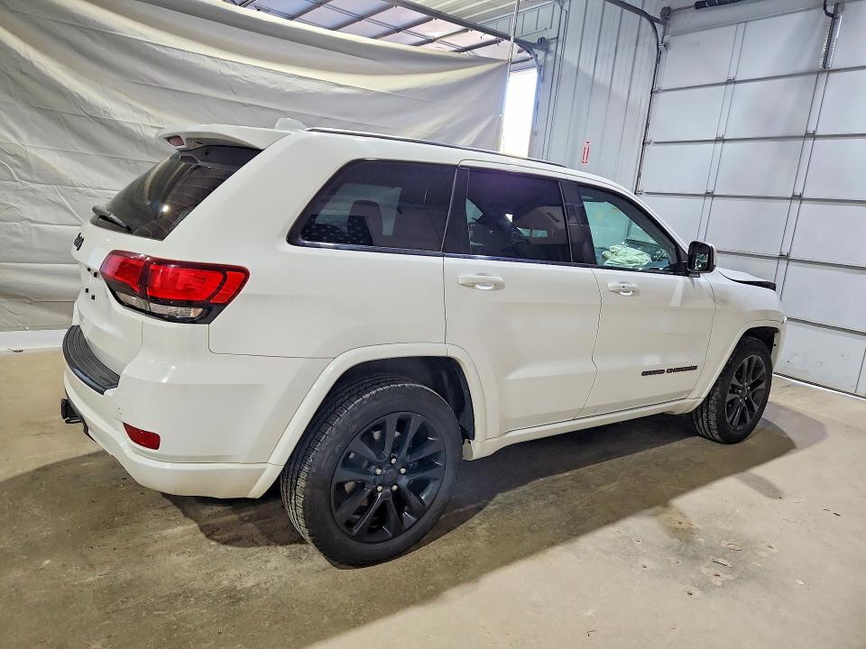 Снимка 3 от търг – 2017 JEEP GRAND CHEROKEE с VIN 1C4RJFAG6HC899752