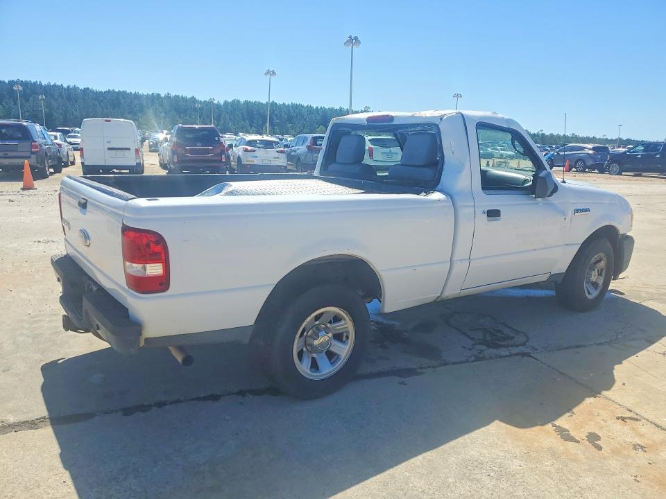Zdjęcie 3 z aukcji – 2010 FORD RANGER z VIN 1FTKR1AD6APA17254