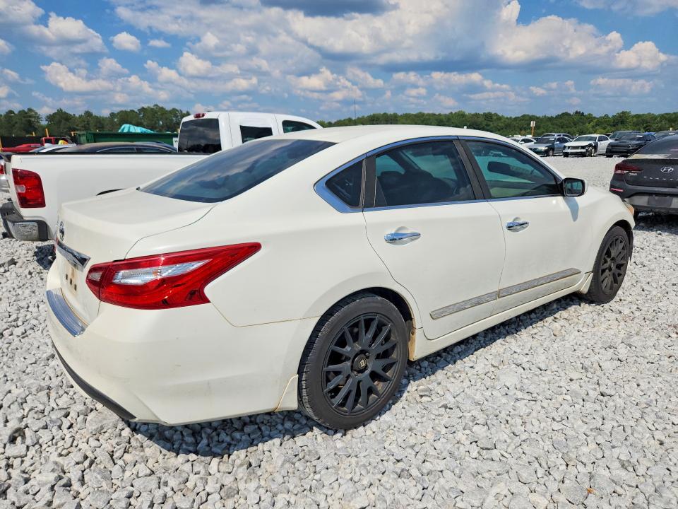 Photo 3 from auction – 2016 NISSAN ALTIMA with VIN 1N4AL3AP5GN343060