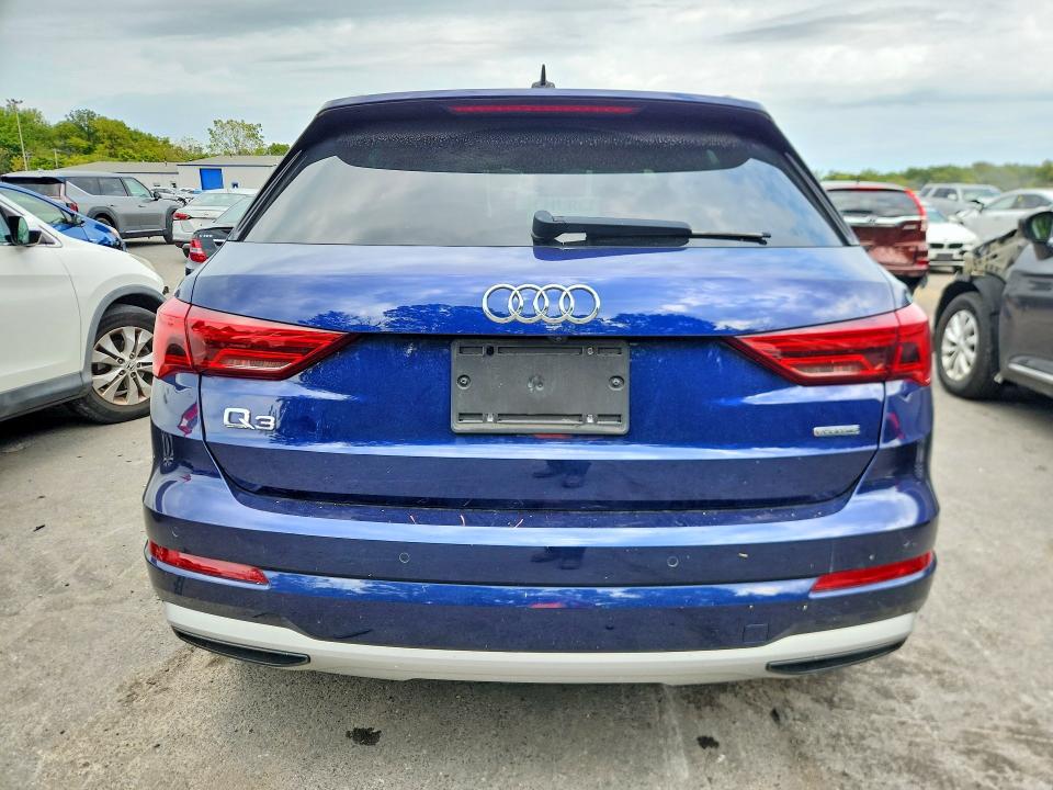 Снимка 6 от търг – 2022 AUDI Q3 с VIN WA1AUCF37N1018261