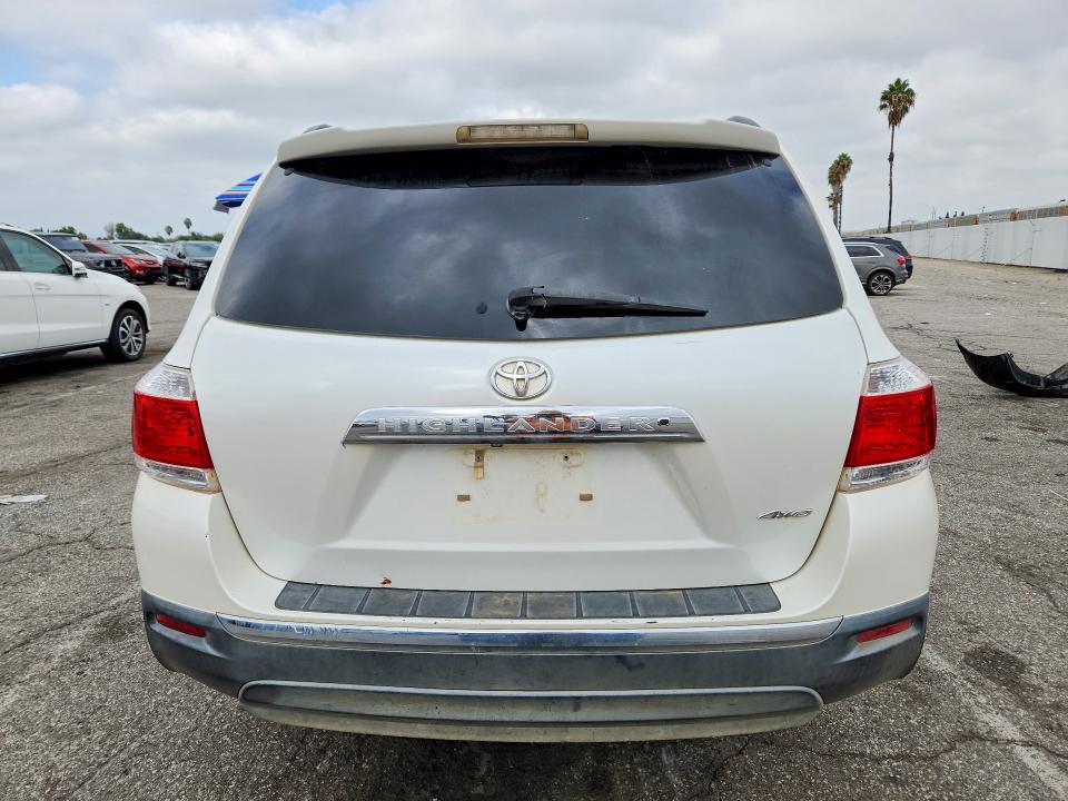 Photo 6 from auction – 2012 TOYOTA HIGHLANDER with VIN 5TDDK3EHXCS168788