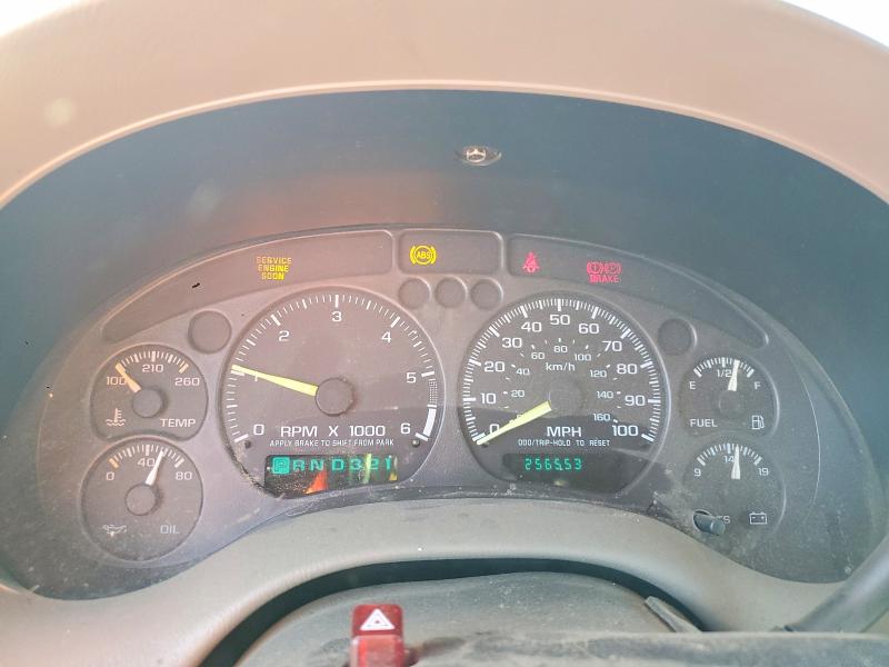 Foto 9 de la subasta – 2000 GMC JIMMY con VIN 1GKCS18W3YK260550