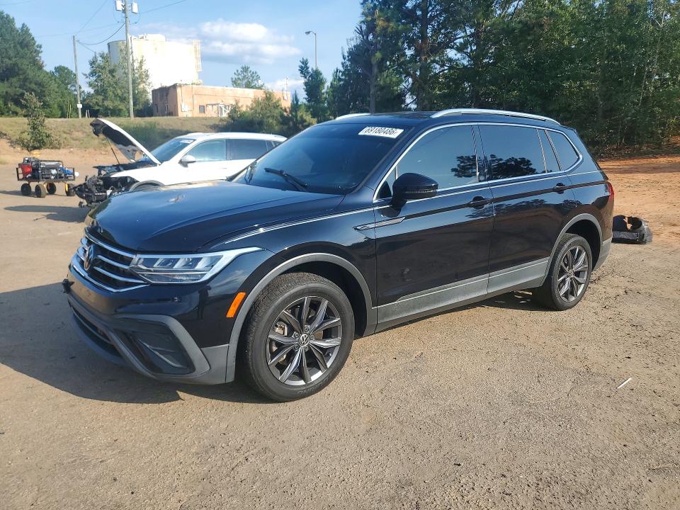 VOLKSWAGEN TIGUAN 2022 с VIN 3VV3B7AX4NM102855 - Снимка от търг