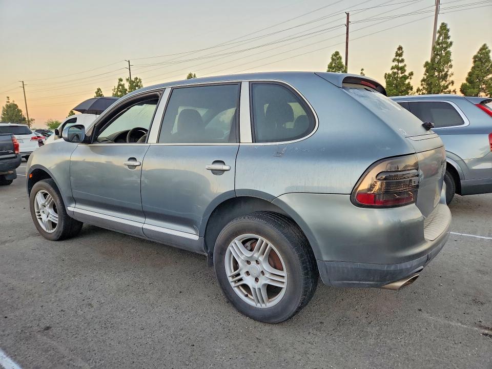 Photo 2 from auction – 2004 PORSCHE CAYENNE with VIN WP1AA29P14LA24498