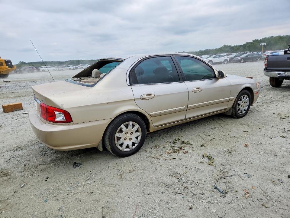 Foto 3 de la subasta – 2004 KIA OPTIMA con VIN KNAGD126445366608
