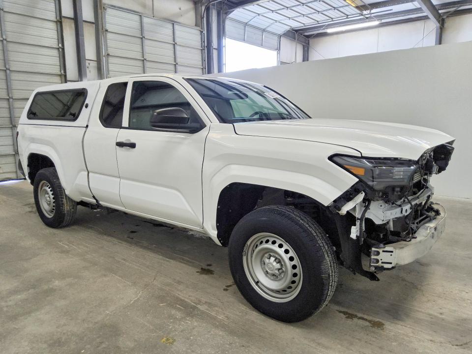 Photo 4 from auction – 2024 TOYOTA TACOMA with VIN 3TYJDAHN8RT006562
