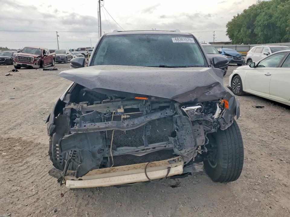 Photo 5 from auction – 2017 TOYOTA 4RUNNER with VIN JTEZU5JRXH5156661