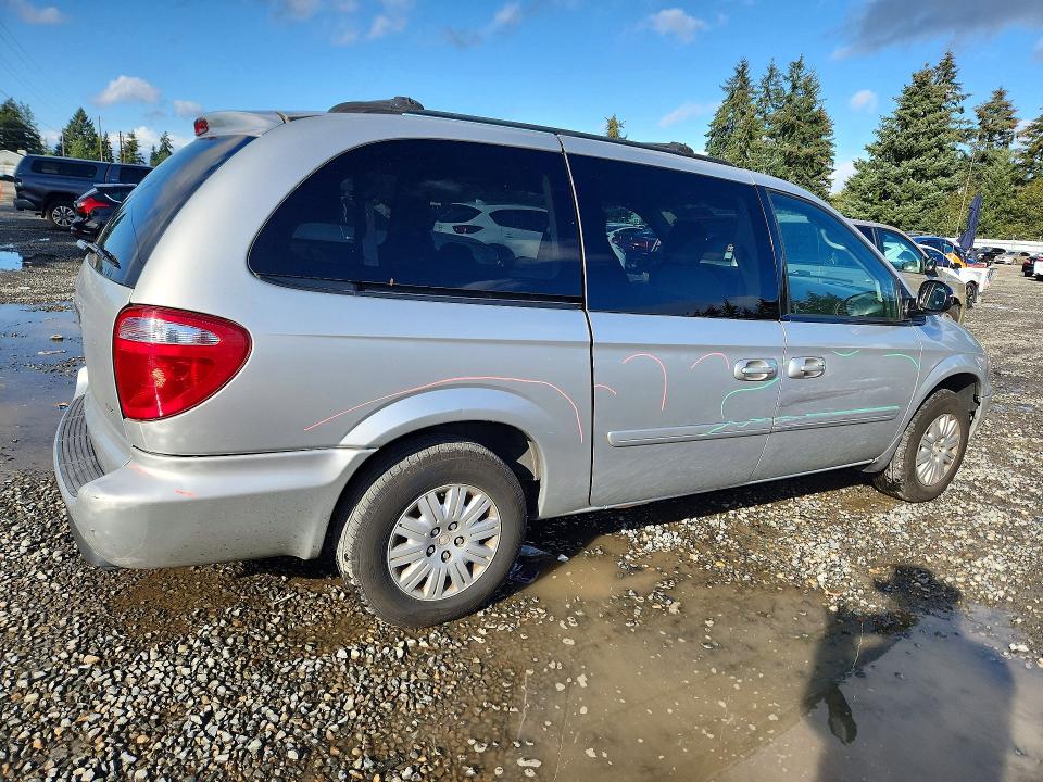 Снимка 3 от търг – 2006 CHRYSLER TOWN & COUNTRY с VIN 2A4GP44R26R794521