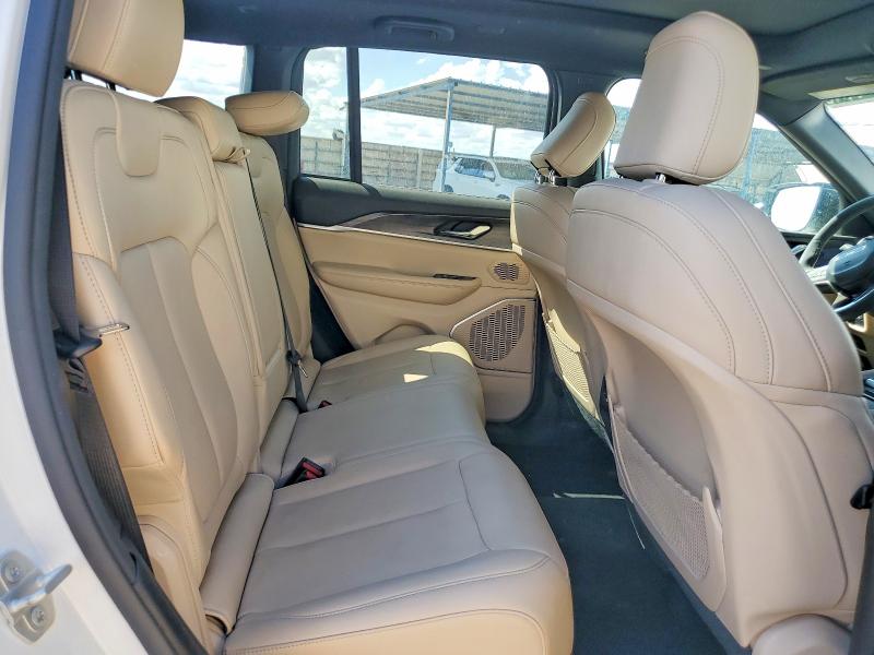 Снимка 11 от търг – 2024 JEEP GRAND CHEROKEE с VIN 1C4RJYB62RC129437