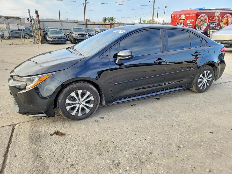 TOYOTA COROLLA 2022 with VIN JTDEAMDE2NJ036712 - Photo from auction