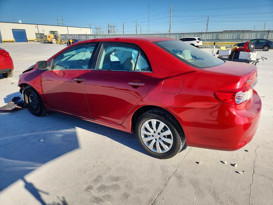 Photo 2 from auction – 2013 TOYOTA COROLLA with VIN 2T1BU4EE2DC051987