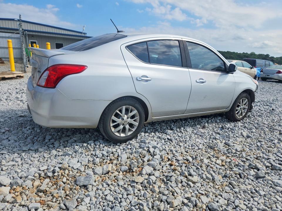 Photo 3 from auction – 2018 NISSAN VERSA with VIN 3N1CN7AP5JL869607
