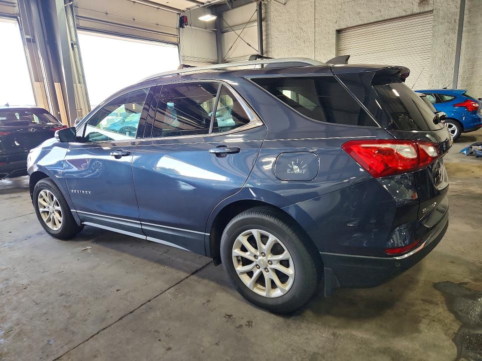 Photo 2 from auction – 2018 CHEVROLET EQUINOX with VIN 3GNAXSEV3JS580717