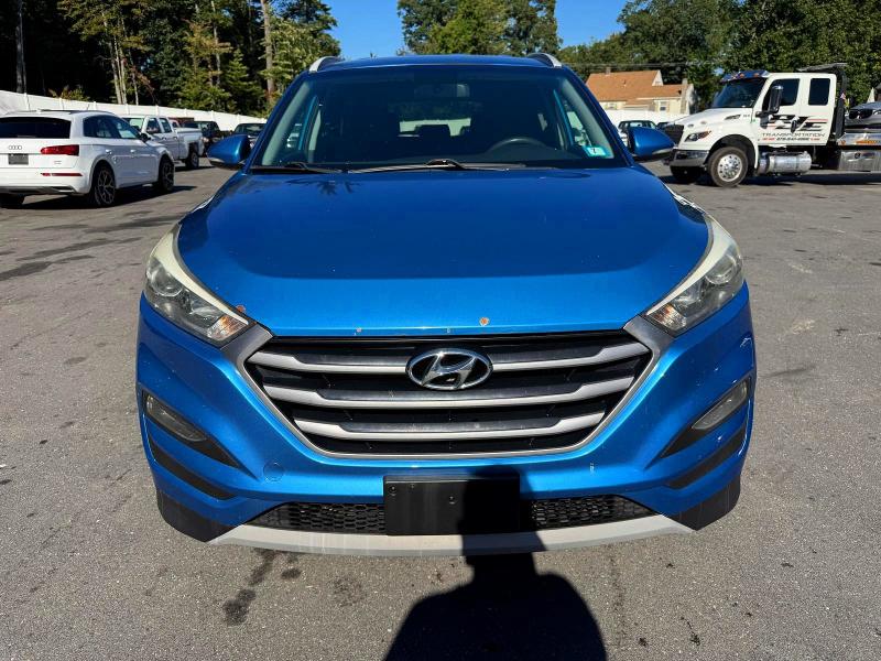 Снимка 5 от търг – 2017 HYUNDAI TUCSON с VIN KM8J3CA20HU313336