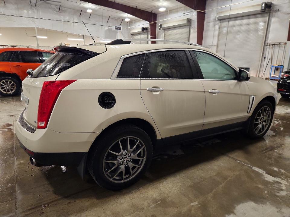 Zdjęcie 3 z aukcji – 2016 CADILLAC SRX z VIN 3GYFNCE31GS546285