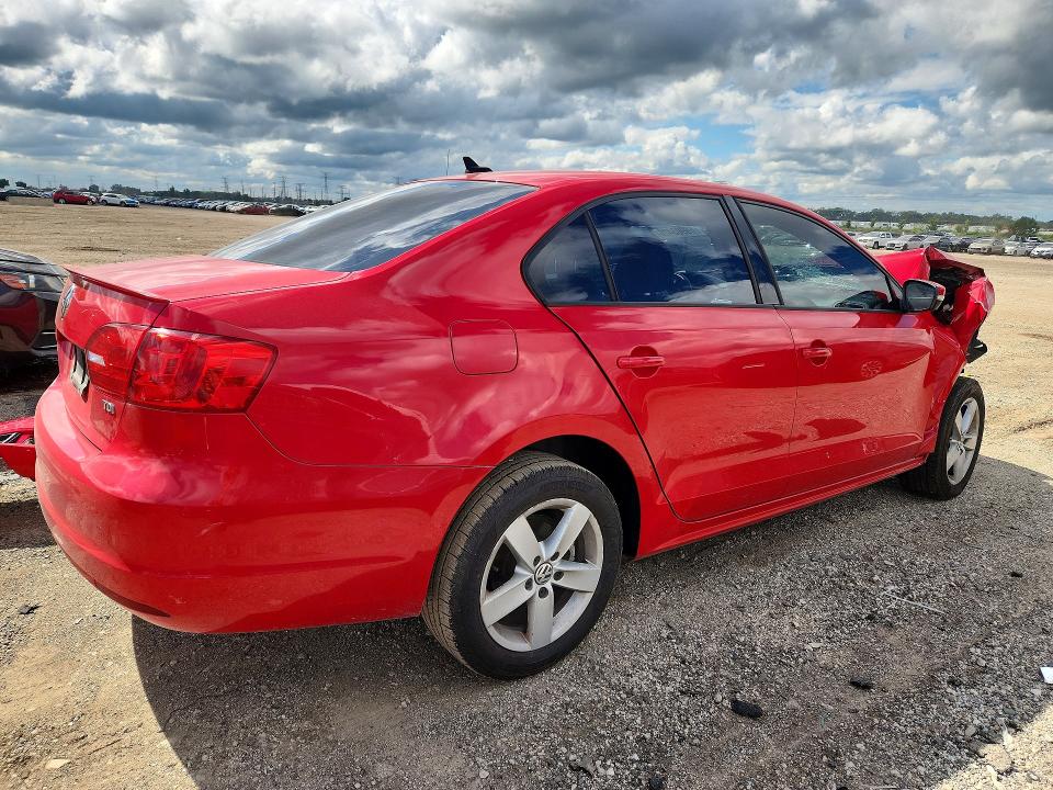 Photo 3 from auction – 2012 VOLKSWAGEN JETTA with VIN 3VWLL7AJ2CM094112
