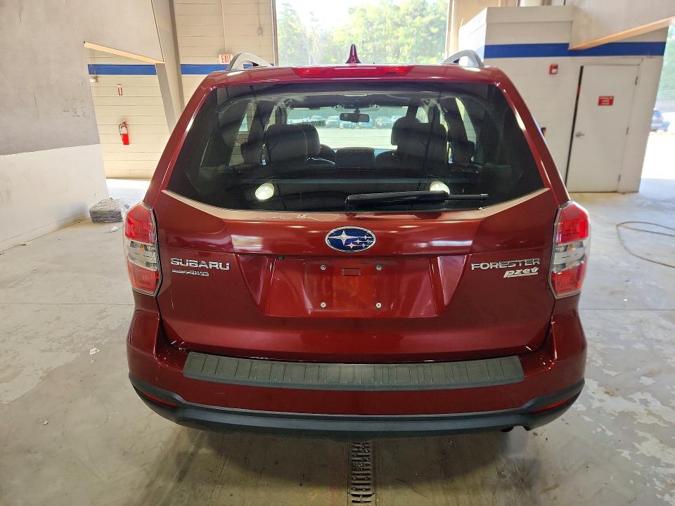 Photo 6 from auction – 2016 SUBARU FORESTER with VIN JF2SJADC5GH484597