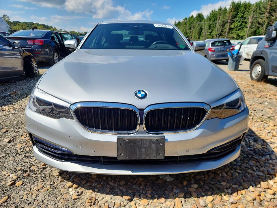 Снимка 5 от търг – 2018 BMW 530 с VIN WBAJA5C54JG898839