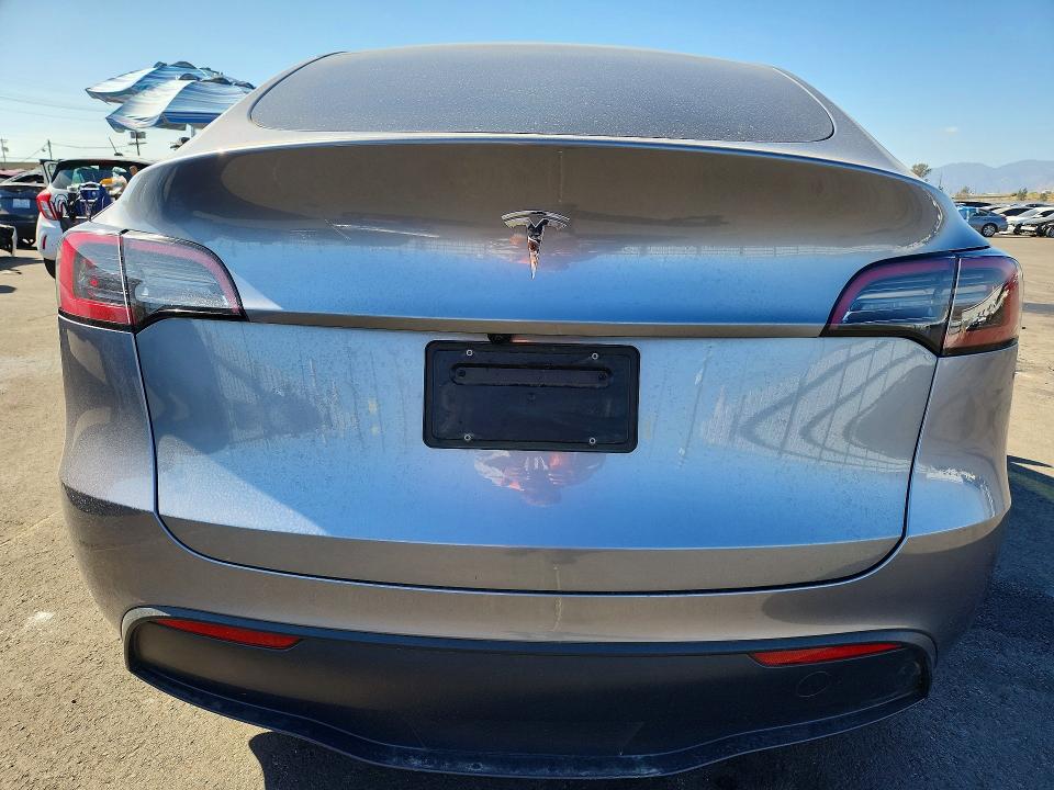 Photo 6 from auction – 2025 TESLA MODEL Y with VIN 7SAYGDED9SF242133