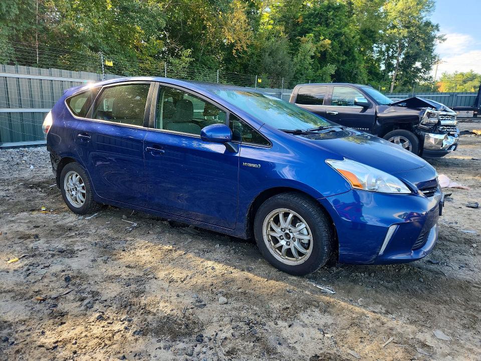 Zdjęcie 4 z aukcji – 2012 TOYOTA PRIUS V z VIN JTDZN3EU3C3100554