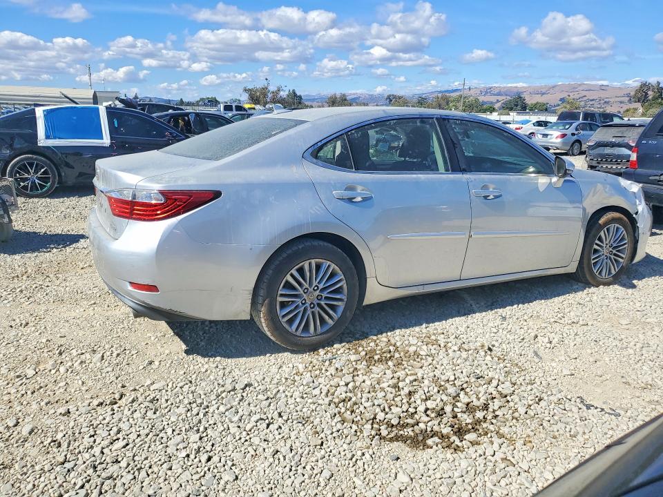 Photo 3 from auction – 2013 LEXUS ES with VIN JTHBK1GG6D2079629