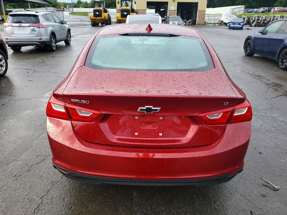 Photo 6 from auction – 2018 CHEVROLET MALIBU with VIN 1G1ZD5ST1JF283760