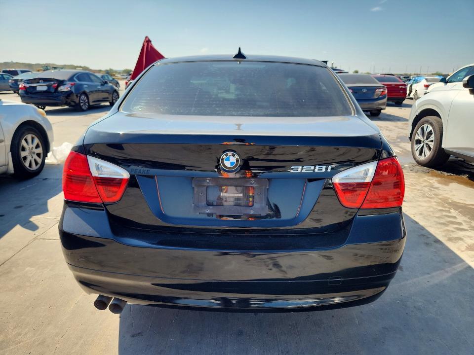 Photo 6 from auction – 2007 BMW 328 with VIN WBAVA33537KX71687