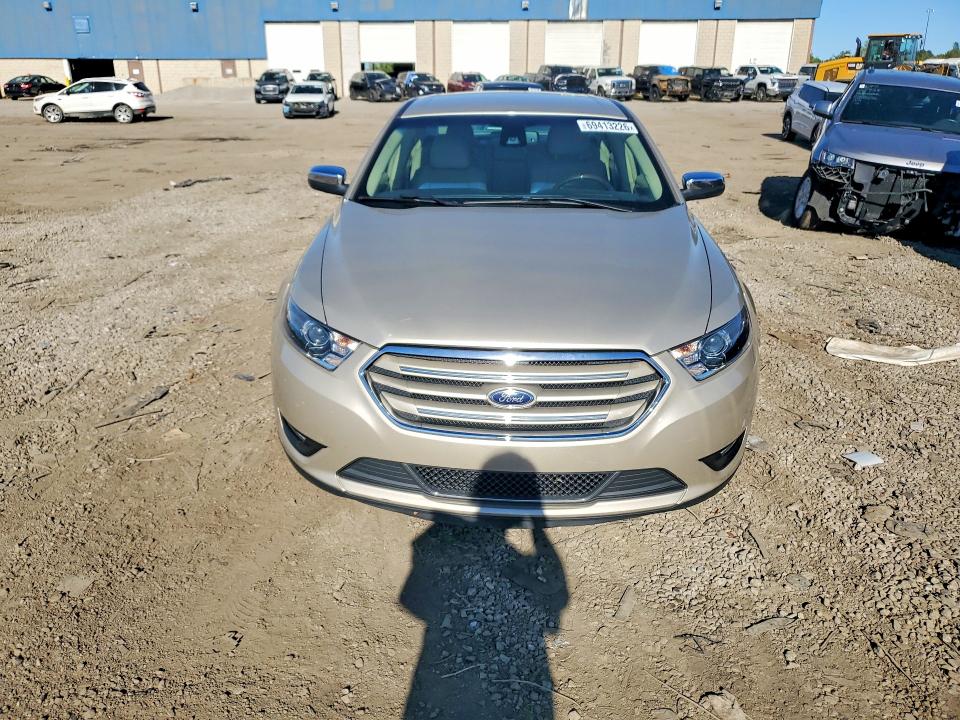 Photo 5 from auction – 2017 FORD TAURUS with VIN 1FAHP2F86HG139999