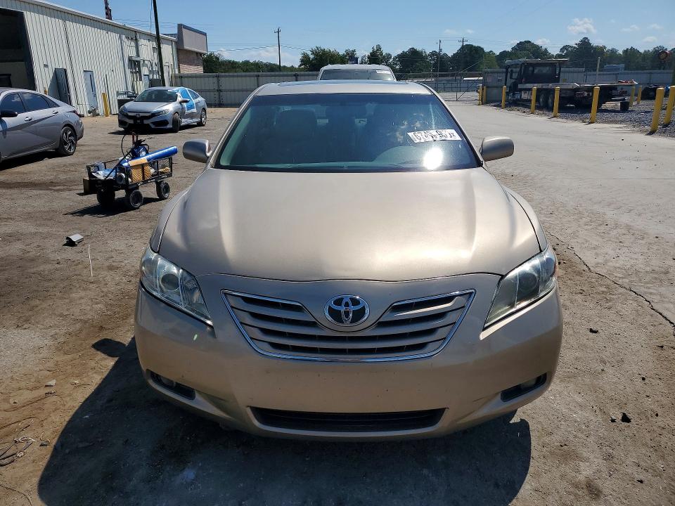 Photo 5 from auction – 2009 TOYOTA CAMRY with VIN 4T1BE46K79U293388