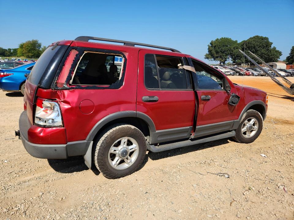 Photo 3 from auction – 2003 FORD EXPLORER with VIN 1FMZU63W83UA45677