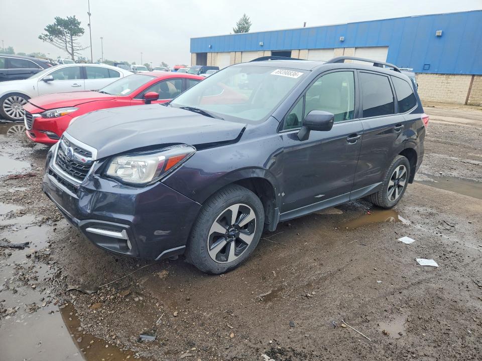 SUBARU FORESTER 2017 с VIN JF2SJAEC8HH461105 - Фото с аукциона