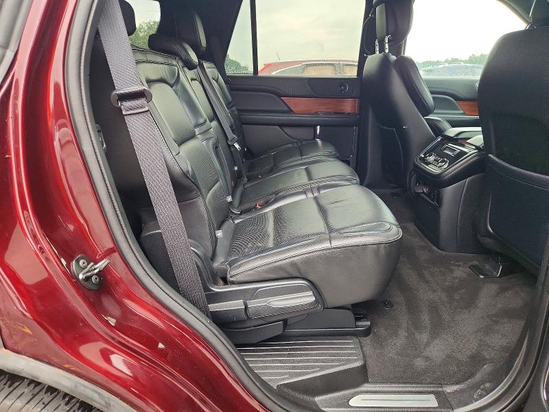 Photo 11 from auction – 2018 LINCOLN NAVIGATOR with VIN 5LMJJ2HT1JEL08416