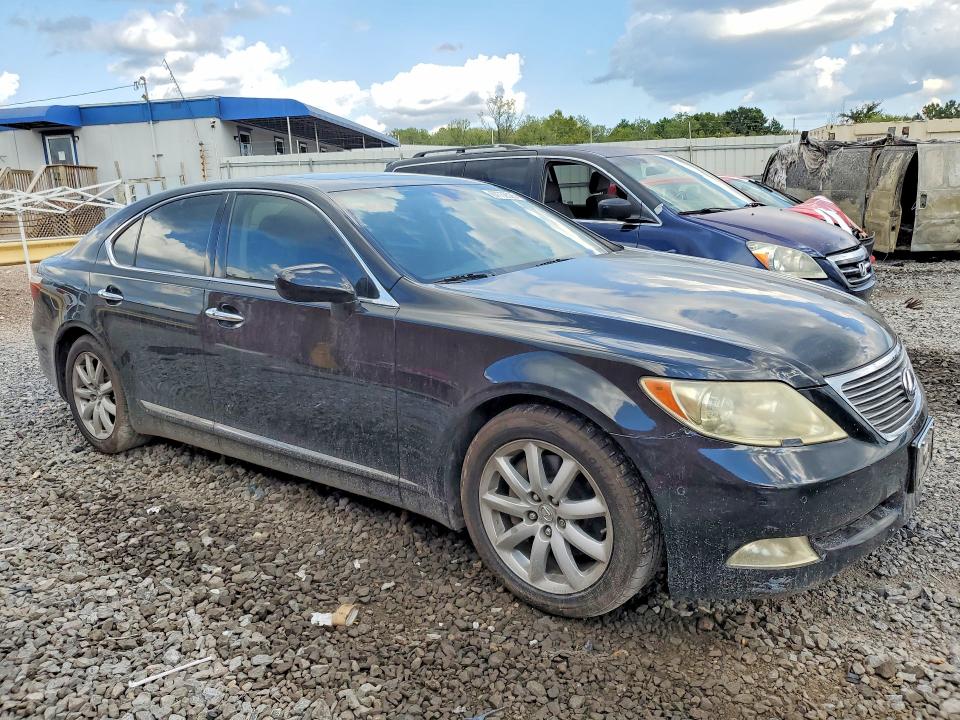 Photo 4 from auction – 2008 LEXUS LS with VIN JTHBL46F485056698