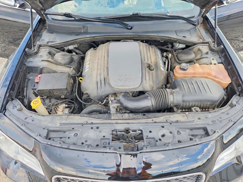 Фото 11 с аукциона – 2017 CHRYSLER 300C с VIN 2C3CCAET1HH582327